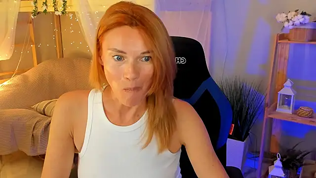 MistyBarnes online show from September 25, 2:32 pm