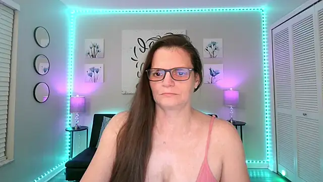 -Samie- online show from June 14, 10:17 am