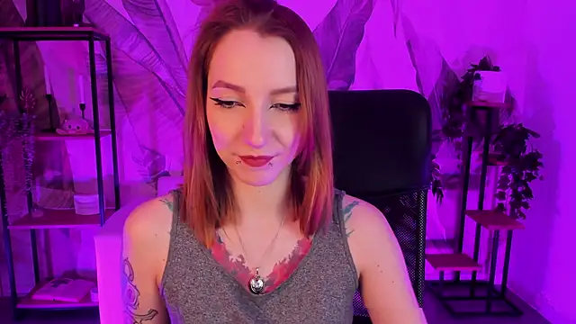 PrettyReckess online show from January 21, 8:19 am