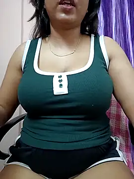 Snapshot of Nia__09 chatting on March 3, 9:05 pm Nia 09 online show from March 3, 9:05 pm