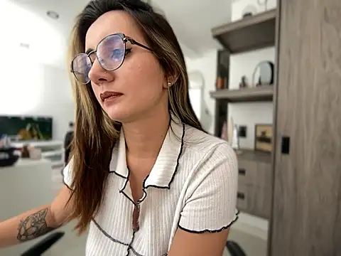 Anny Moore09 online show from December 15, 6:26 pm