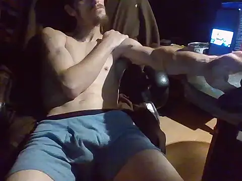 Snapshot of xxxTony999 chatting on October 25, 12:13 pm xxxTony999 online show from October 25, 12:13 pm