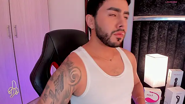 ItsMeEros online show from February 10, 9:47 pm