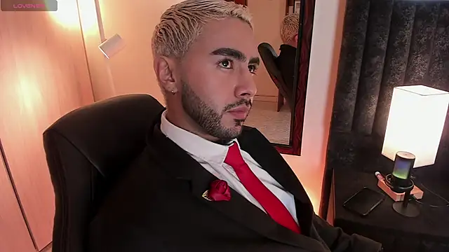 ItsMeEros online show from September 18, 11:40 pm