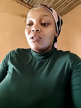 Snapshot of EbonyBuu chatting on May 21, 8:43 am EbonyBuu online show from May 21, 8:43 am