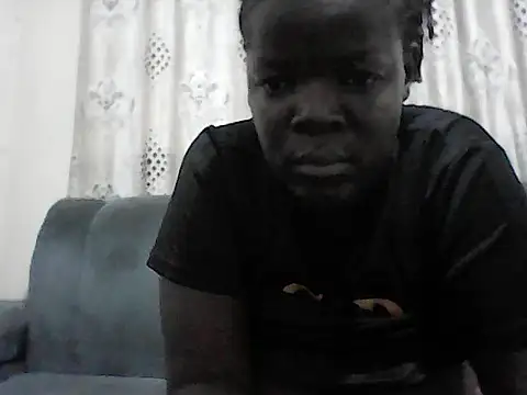 QUEEN-MARIAN online show from February 9, 2:54 pm