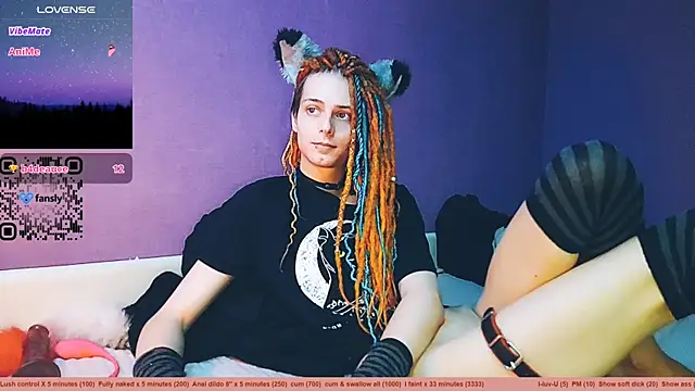 Littlepinkcat online show from December 7, 4:36 pm