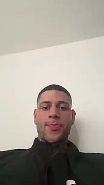  jamesleandros1 online show from January 11, 9:53 pm