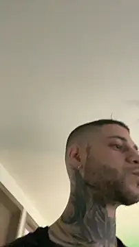  jamesleandros1 online show from March 27, 4:07 pm