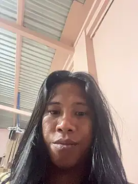 Snapshot of Cristinelicious chatting on May 15, 6:15 pm Cristinelicious online show from May 15, 6:15 pm
