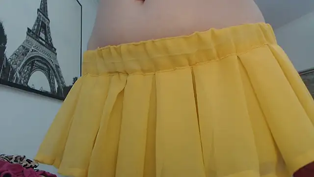 Snapshot of AnnaBellaLuckyXOXO chatting on March 30, 10:49 am AnnaBellaLuckyXOXO online show from March 30, 10:49 am