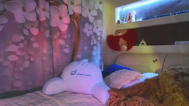 Malika uAngel online show from January 21, 10:30 pm