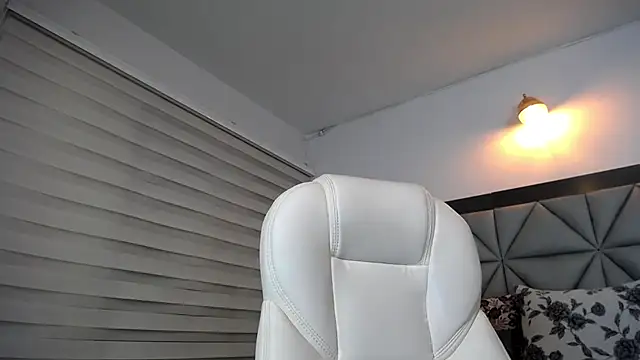 nana levy online show from January 28, 4:50 am