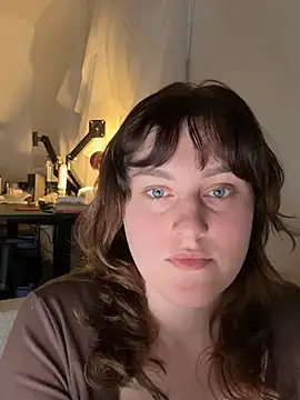 KiraKoval online show from April 28, 6:46 pm