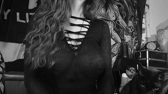 Silentmary online show from February 6, 1:58 pm