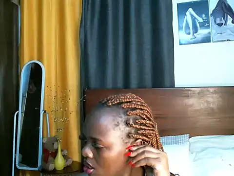 Snapshot of pay_tience chatting on June 15, 2:14 am pay tience online show from June 15, 2:14 am