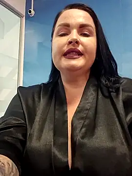 GeorgiaLerox online show from June 12, 1:10 pm