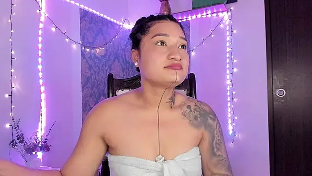 Eva Lee  online show from March 4, 9:48 am