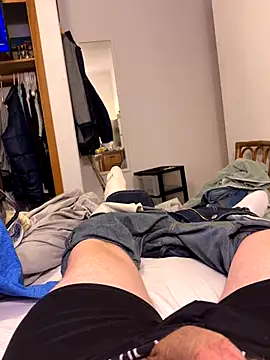 prekumstud online show from December 3, 9:11 am