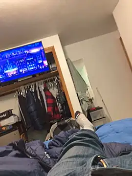 prekumstud online show from February 4, 4:37 am