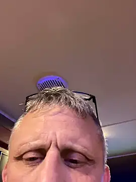 prekumstud online show from March 2, 12:01 pm