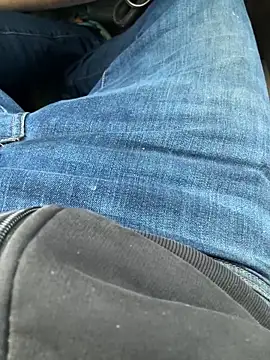 prekumstud online show from September 11, 2:28 pm