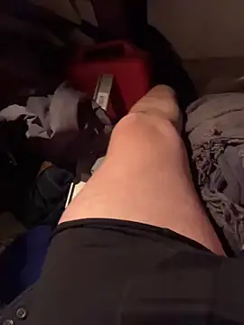 prekumstud online show from February 1, 4:11 am