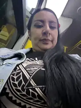 Abril Luv online show from January 17, 12:37 am