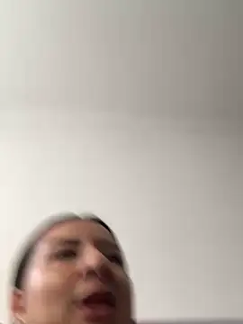 Abril Luv online show from March 14, 12:43 pm