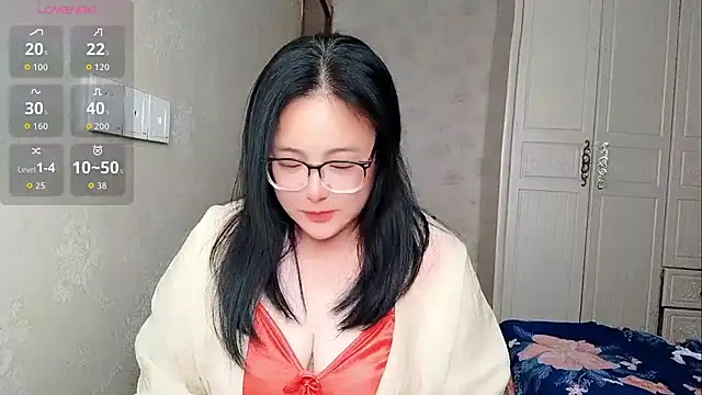 Snapshot of Vivianangn-e chatting on June 11, 8:12 am Vivianangn-e online show from June 11, 8:12 am