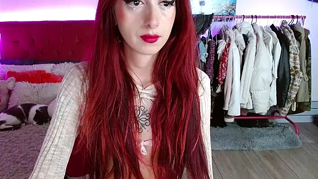 Snapshot of alisseallie chatting on October 11, 5:44 pm alisseallie online show from October 11, 5:44 pm