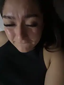 LuceroRm online show from November 15, 5:27 am