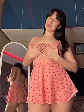 Snapshot of Tasty_Nora chatting on April 3, 11:52 am Tasty Nora online show from April 3, 11:52 am