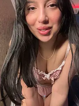 Snapshot of Tasty_Nora chatting on April 5, 10:01 am Tasty Nora online show from April 5, 10:01 am