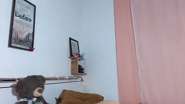 nickyCollins online show from February 15, 8:33 am