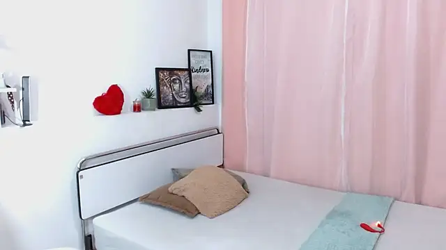 nickyCollins online show from September 11, 3:28 am