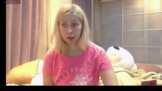 KyliePag online show from January 24, 8:02 am