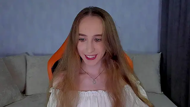 Snapshot of _mira_cle_ chatting on October 30, 11:49 pm mira cle online show from October 30, 11:49 pm