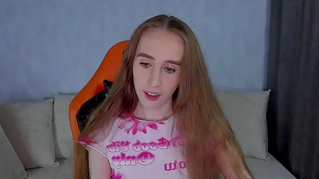 Snapshot of _mira_cle_ chatting on November 3, 11:37 pm mira cle online show from November 3, 11:37 pm