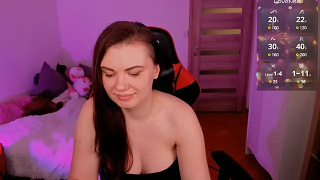 Kristina Logan online show from December 28, 3:04 pm