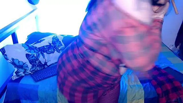 VampGirl1 online show from December 18, 12:00 pm