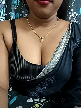 Snapshot of ANGE-MOU chatting on April 25, 3:53 am ANGE-MOU online show from April 25, 3:53 am