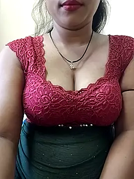 Snapshot of ANGE-MOU chatting on June 1, 2:35 am ANGE-MOU online show from June 1, 2:35 am