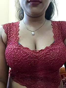 Snapshot of ANGE-MOU chatting on August 2, 3:38 am ANGE-MOU online show from August 2, 3:38 am