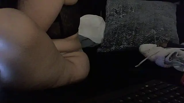 Snapshot of lofibunni chatting on June 21, 8:11 pm lofibunni online show from June 21, 8:11 pm
