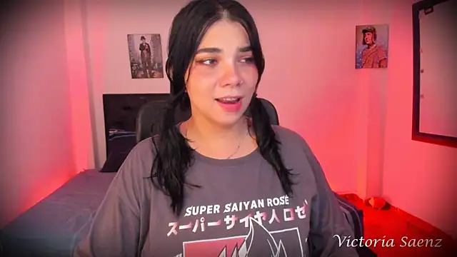 victoriaasaenz  online show from October 12, 12:42 am