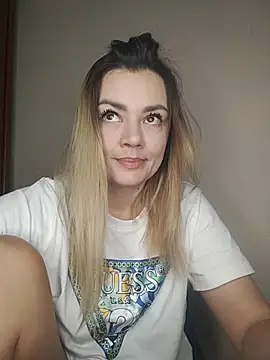 KrissSexi online show from December 17, 9:59 am