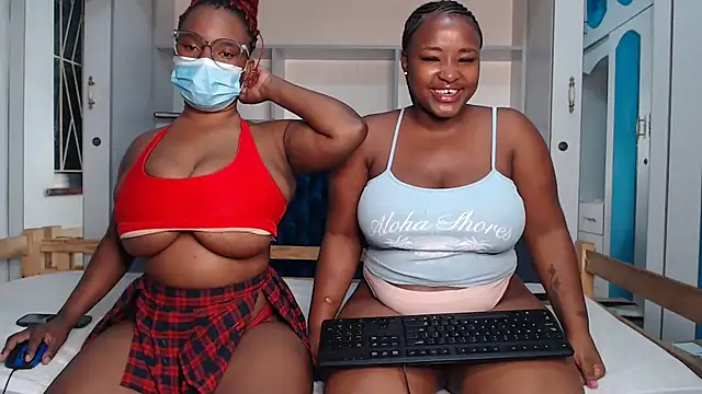 SexyAmeena2002 online show from January 14, 9:31 pm