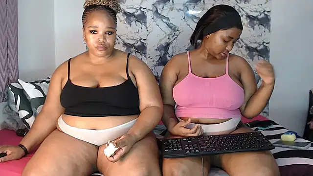 SexyAmeena2002 online show from May 19, 9:10 pm