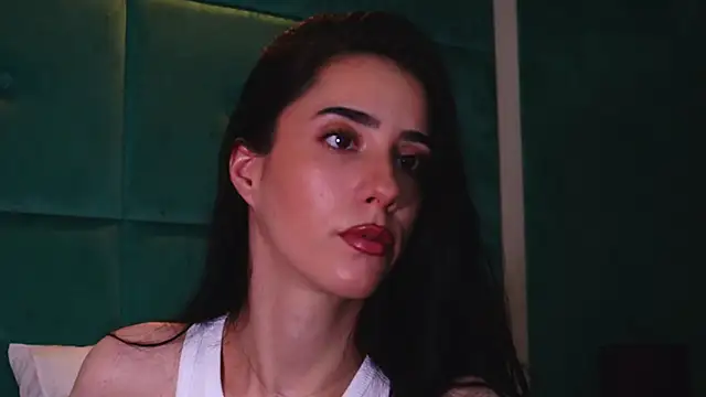 AmeliaJune online show from June 17, 10:10 pm